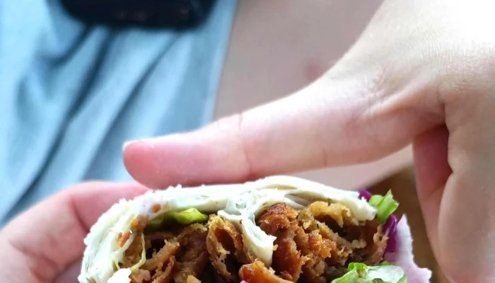 Venkovni Kebab Vedle Parku Obchod S kebabem - Vítova